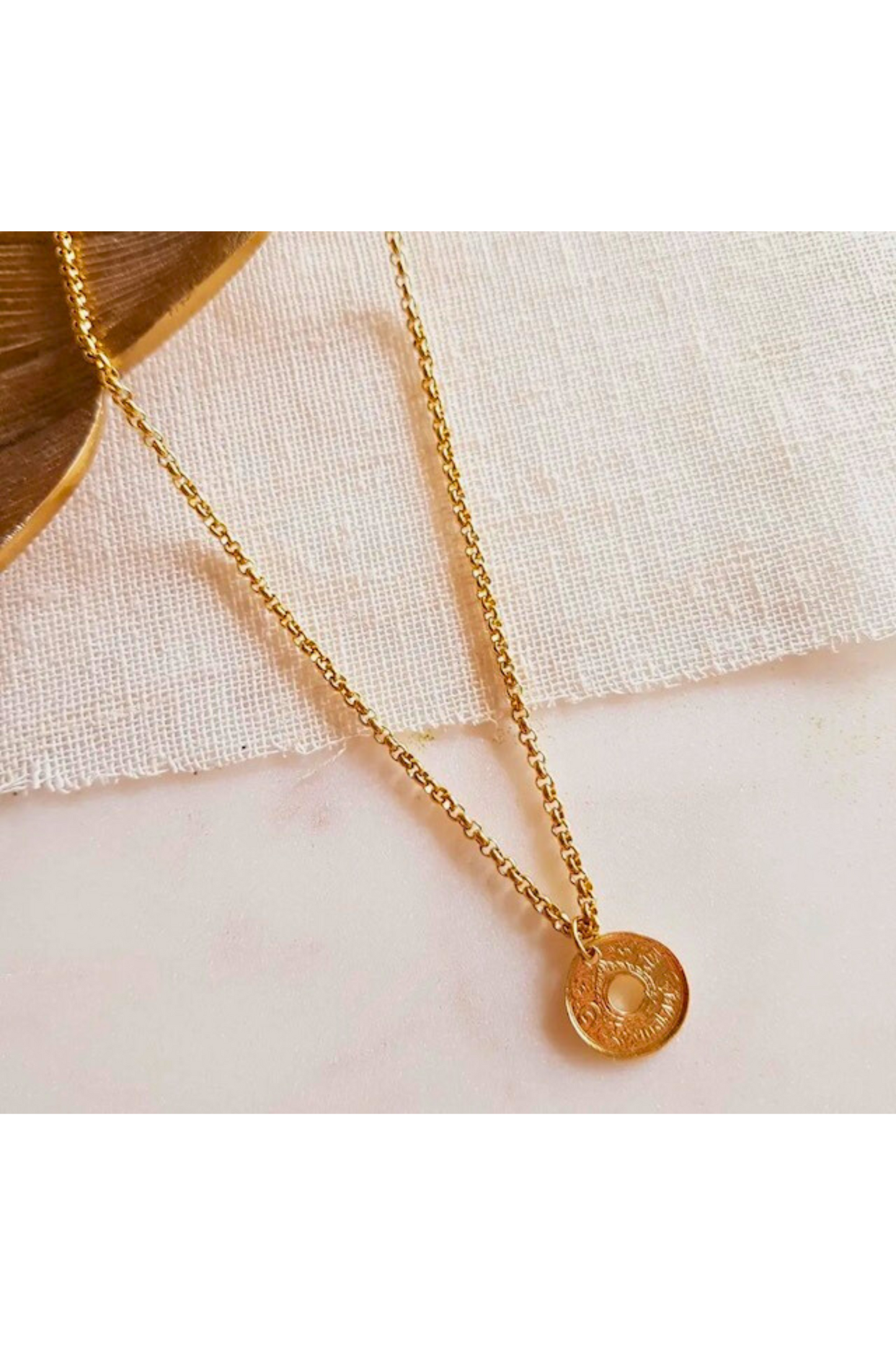 Pia Necklace
